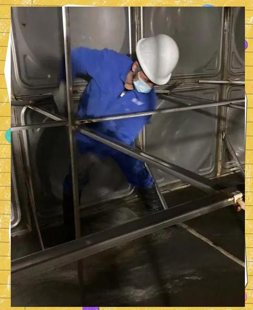 美湖苑物业全力保障 生活水箱清洗全过程详解