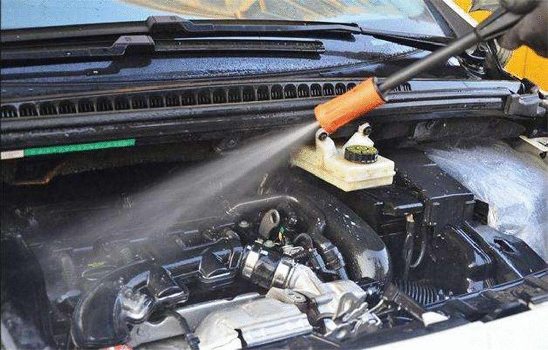 汽车水箱清洗全攻略 告别污垢，让爱车“冷静”运转